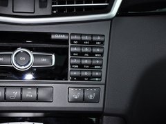 奔驰E级 2013款 E300L 3.0L 时尚豪华型