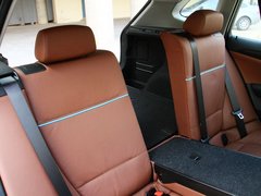 宝马X1 2013款 sDrive18i 2.0L 运动设计套装 5座