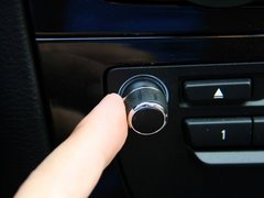 宝马X1 2013款 sDrive18i 2.0L 运动设计套装 5座