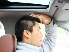宝马X1 2013款 sDrive18i 2.0L 运动设计套装 5座