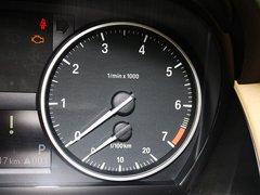 宝马X1 2013款 sDrive18i 2.0L 时尚型 5座