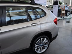 宝马X1 2013款 sDrive18i 2.0L 时尚型 5座
