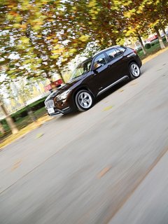 宝马X1 2013款 sDrive18i 2.0L 运动设计套装 5座