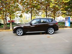 宝马X1 2013款 sDrive18i 2.0L 运动设计套装 5座