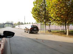 宝马X1 2013款 sDrive18i 2.0L 运动设计套装 5座