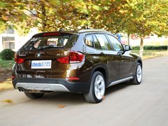 宝马X1 2013款 sDrive18i 2.0L 运动设计套装 5座