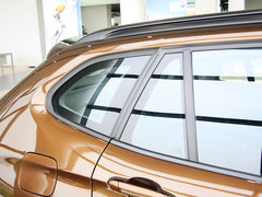 宝马X1 2013款 sDrive20i 2.0T 运动设计套装 5座