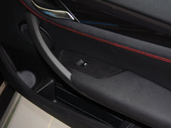 宝马X1 2013款 sDrive20i 2.0T 运动设计套装 5座