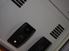 宝马X1 2013款 sDrive20i 2.0T 运动设计套装 5座