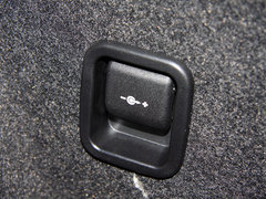 宝马X1 2013款 sDrive20i 2.0T 运动设计套装 5座