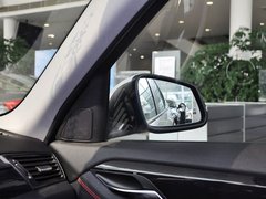 宝马X1 2013款 sDrive20i 2.0T 运动设计套装 5座