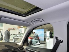 宝马X1 2013款 sDrive20i 2.0T 运动设计套装 5座