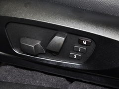 宝马X1 2013款 sDrive20i 2.0T 运动设计套装 5座