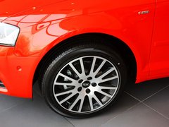 奥迪A3(进口) 2013款 Sportback 30TFSI 1.4T AT 豪华型