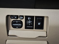 比亚迪S6 2013款 劲悦版 2.0L 手动 尊贵型 5座