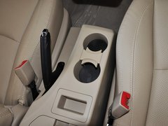 比亚迪S6 2013款 劲悦版 2.0L 手动 尊贵型 5座