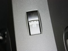 柯兰多 2013款 2.0L 自动 汽油两驱精英型 5座