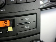 柯兰多 2013款 2.0L 自动 汽油两驱精英型 5座
