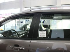 柯兰多 2013款 2.0L 自动 汽油两驱精英型 5座