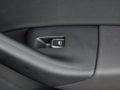 奥迪Q3 2013款 2.0T 35 TFSI quattro豪华型 5座