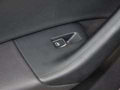 奥迪Q3 2013款 2.0T 35 TFSI quattro豪华型 5座