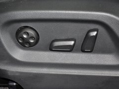 奥迪Q3 2013款 2.0T 35 TFSI quattro豪华型 5座