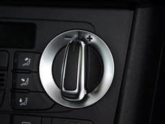 奥迪Q3 2013款 2.0T 35 TFSI quattro豪华型 5座