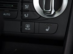奥迪Q3 2013款 2.0T 35 TFSI quattro豪华型 5座
