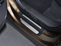 奥迪Q3 2013款 2.0T 35 TFSI quattro豪华型 5座