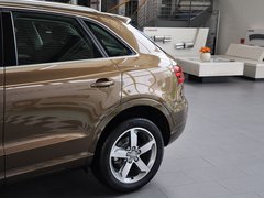 奥迪Q3 2013款 2.0T 35 TFSI quattro豪华型 5座