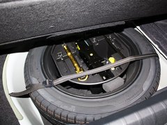 标致508L 2013款 2.3L 自动 罗兰•加洛斯版