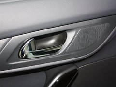 标致508L 2013款 2.3L 自动 罗兰•加洛斯版