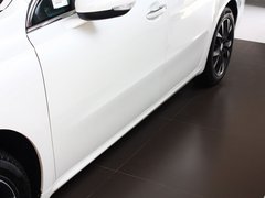 标致508L 2013款 2.3L 自动 罗兰•加洛斯版