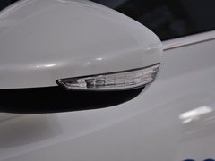 标致508L 2013款 2.3L 自动 罗兰•加洛斯版