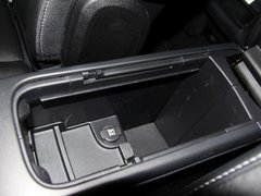 菲跃 2013款 3.6L 自动 智能全驱版7座