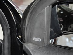 菲跃 2013款 3.6L 自动 智能全驱版7座