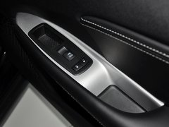 菲跃 2013款 3.6L 自动 智能全驱版7座