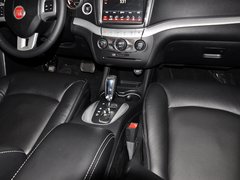 菲跃 2013款 3.6L 自动 智能全驱版7座