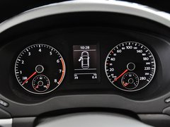 一汽-大众  速腾 1.4 TSI 方向盘后方仪表盘