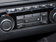速腾 2013款 1.4 TSI 蓝驱版