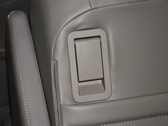 比亚迪M6 2013款 2.4L 手动 尊贵型 7座