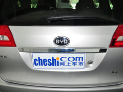 比亚迪M6 2013款 2.4L 手动 尊贵型 7座