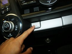 本田Insight 2013款 1.3L 基本型