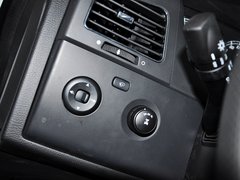 荣威W5 2013款 1.8T 自动 4WD 豪域版 5座