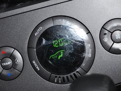 荣威W5 2013款 1.8T 自动 4WD 豪域版 5座