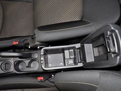 新劲炫 2013款 2.0 手动 两驱舒适版 5座