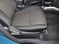 新劲炫 2013款 2.0 手动 两驱舒适版 5座