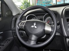 新劲炫 2013款 2.0 手动 两驱舒适版 5座