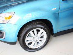 新劲炫 2013款 2.0 CVT 四驱旗舰版 5座