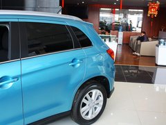 新劲炫 2013款 2.0 CVT 四驱旗舰版 5座